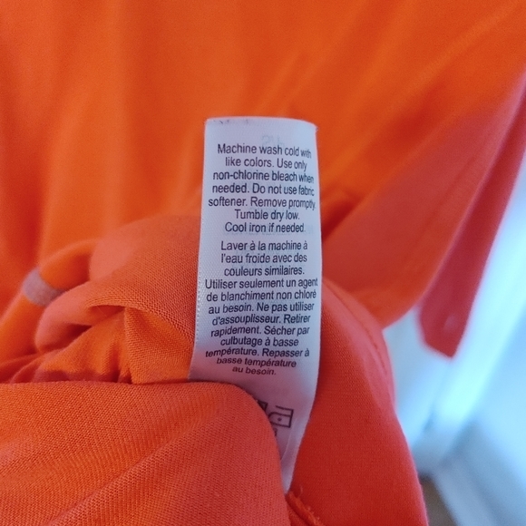 Champion Women's Neon Pink Quarter Zip Perfomace shirt (Size S) - Picture 7 of 10